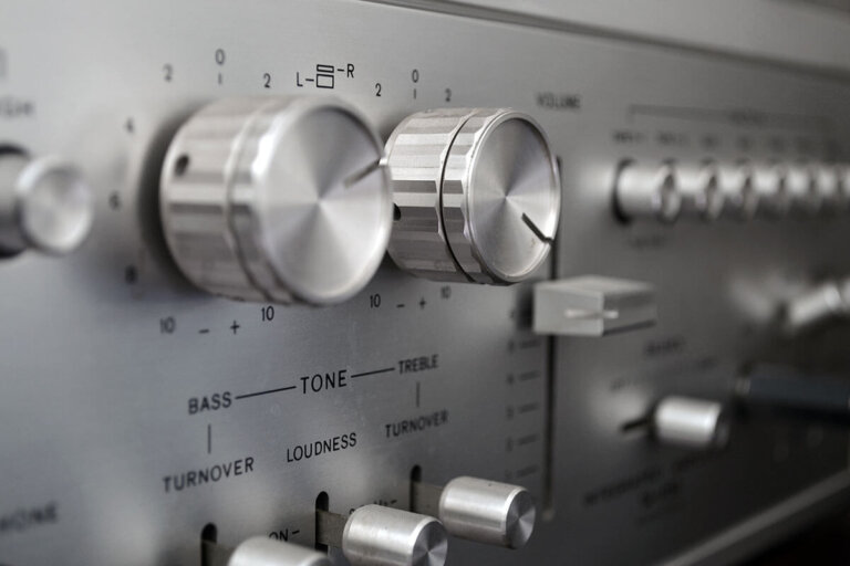 amplificador estéreo