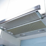 campana extractora bajo mueble