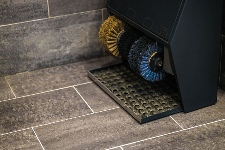 máquina limpiadora de zapatos