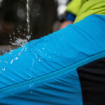 pantalón impermeable para mujer