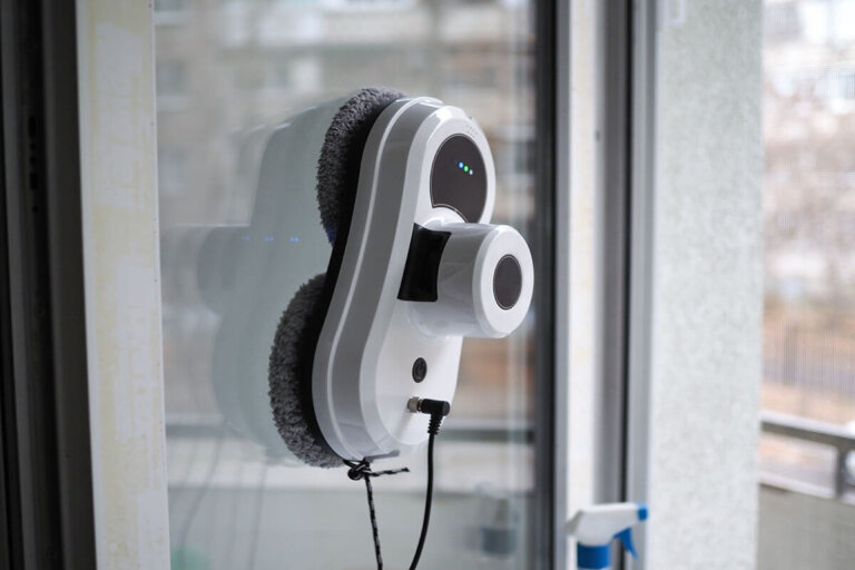 robot limpiacristales