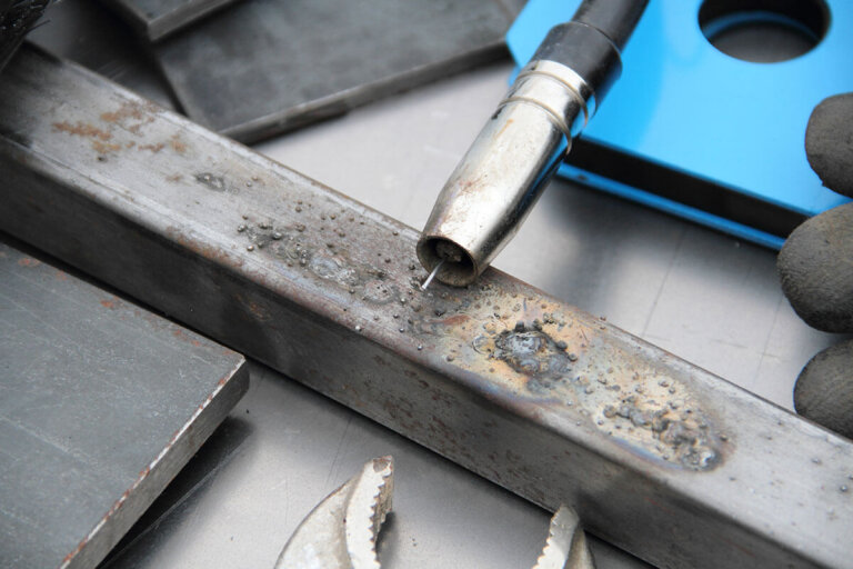 soldador de hilo tubular