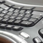 teclado ergonómico